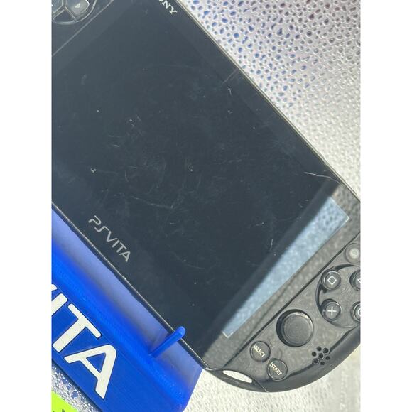 Black ps vita 2000 w/charger - Picture 3 of 7